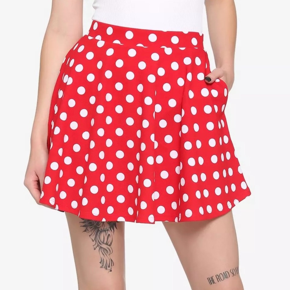 Red Polka Dot Skirt by Lock & Love size XXL